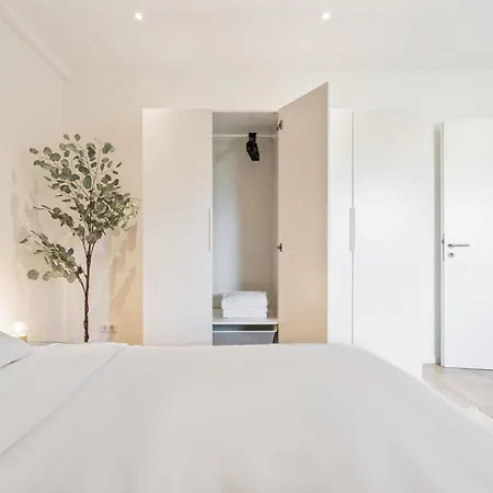 Modern 2br In Bivange With Balcony, Wi-fi, Free Parking * Roeser