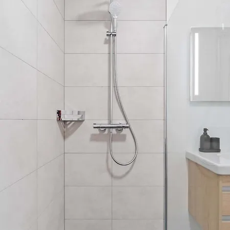 Modern 2br In Bivange With Balcony, Wi-fi, Free Parking Apartment