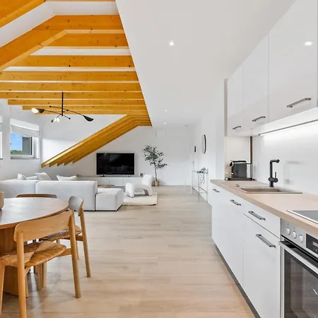 Apartment Modern 2br In Bivange With Balcony, Wi-fi, Free Parking *