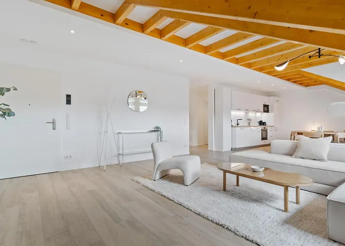 Modern 2br Elegance In Bivange 公寓