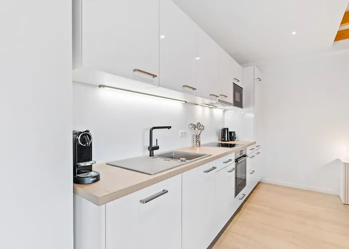 公寓 Modern 2br Elegance In Bivange 勒瑟