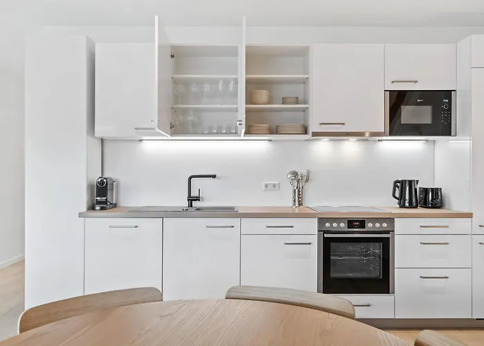 Modern 2br Elegance In Bivange 勒瑟