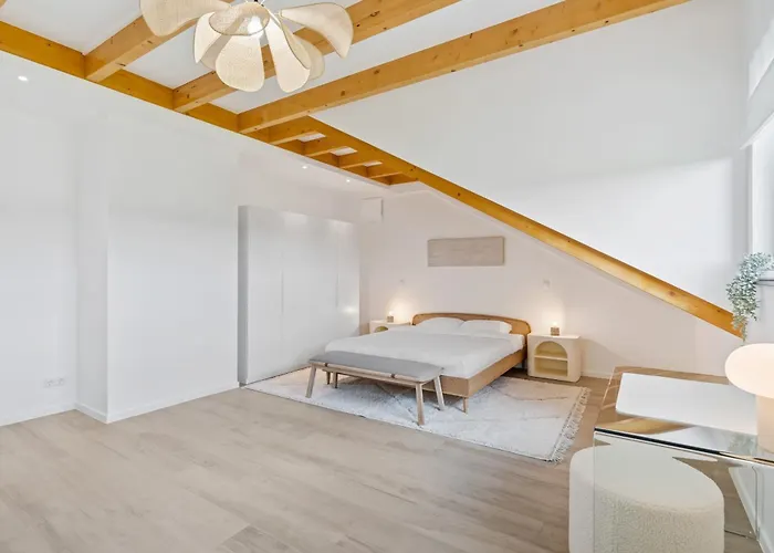 Lejlighed Modern 2br Elegance In Bivange